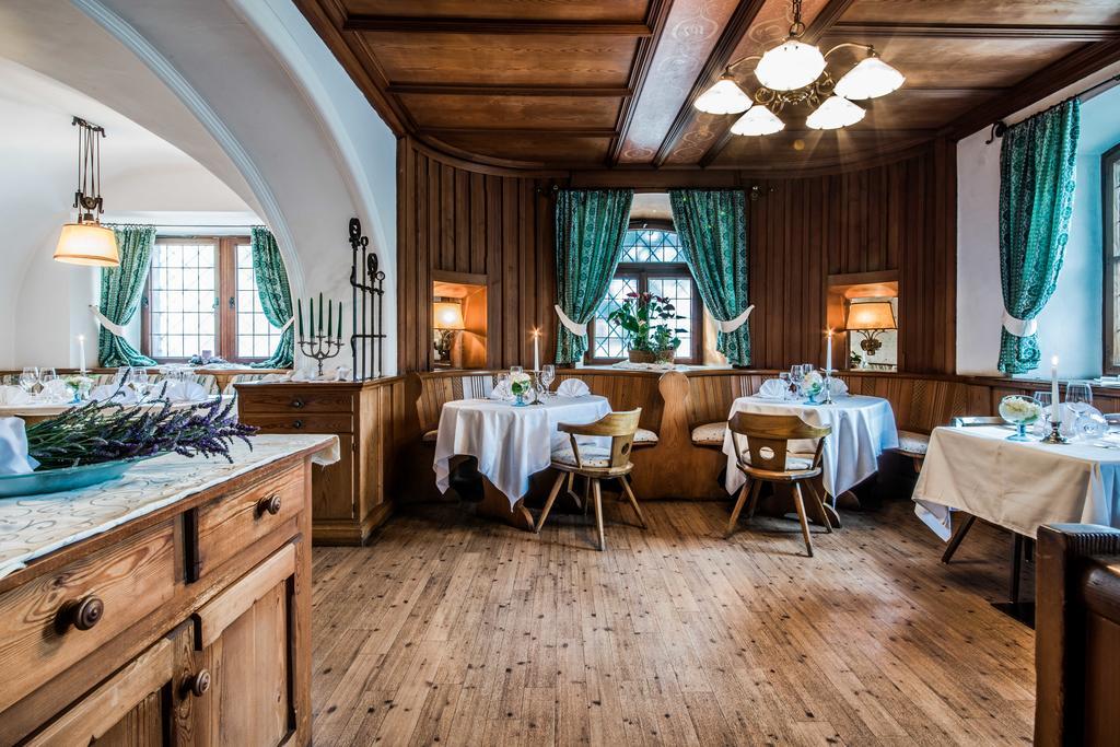 Hotel Foerstlerhof Postal / Burgstall エクステリア 写真