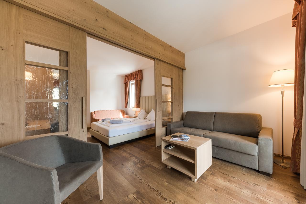 Hotel Foerstlerhof Postal / Burgstall エクステリア 写真